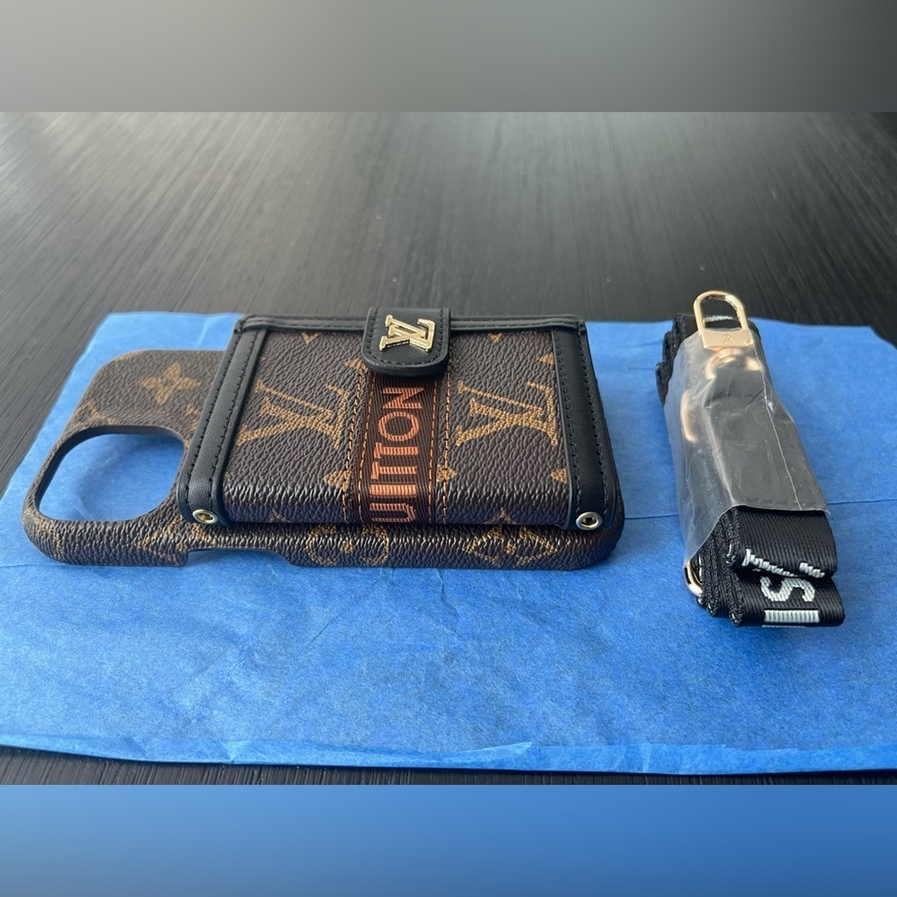 iPhone 15 normal crossbody-wallet Brown and Black Phone Case. - Picture 7 of 13